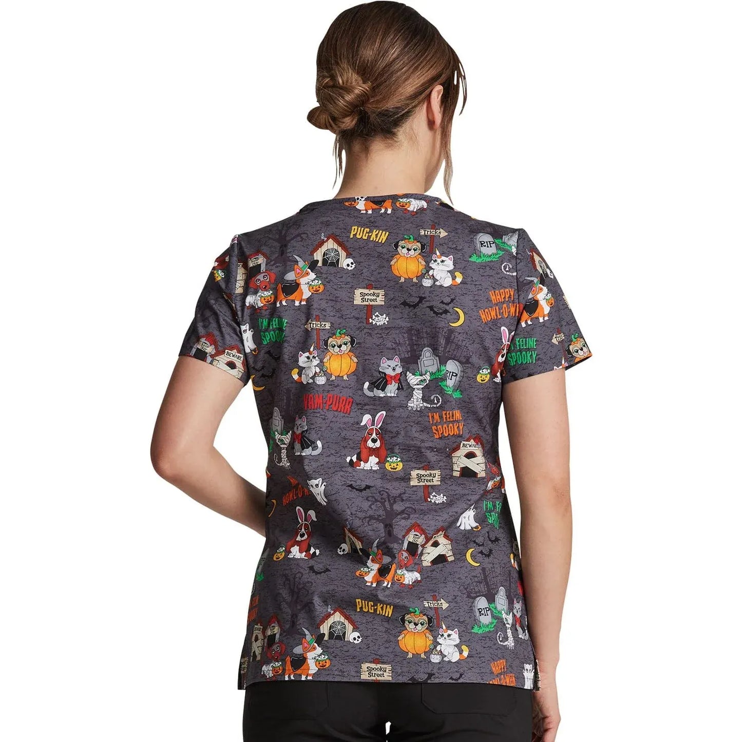 Dickies Scrubs Top Dickies V-Neck Top in Howl-oween Friends
