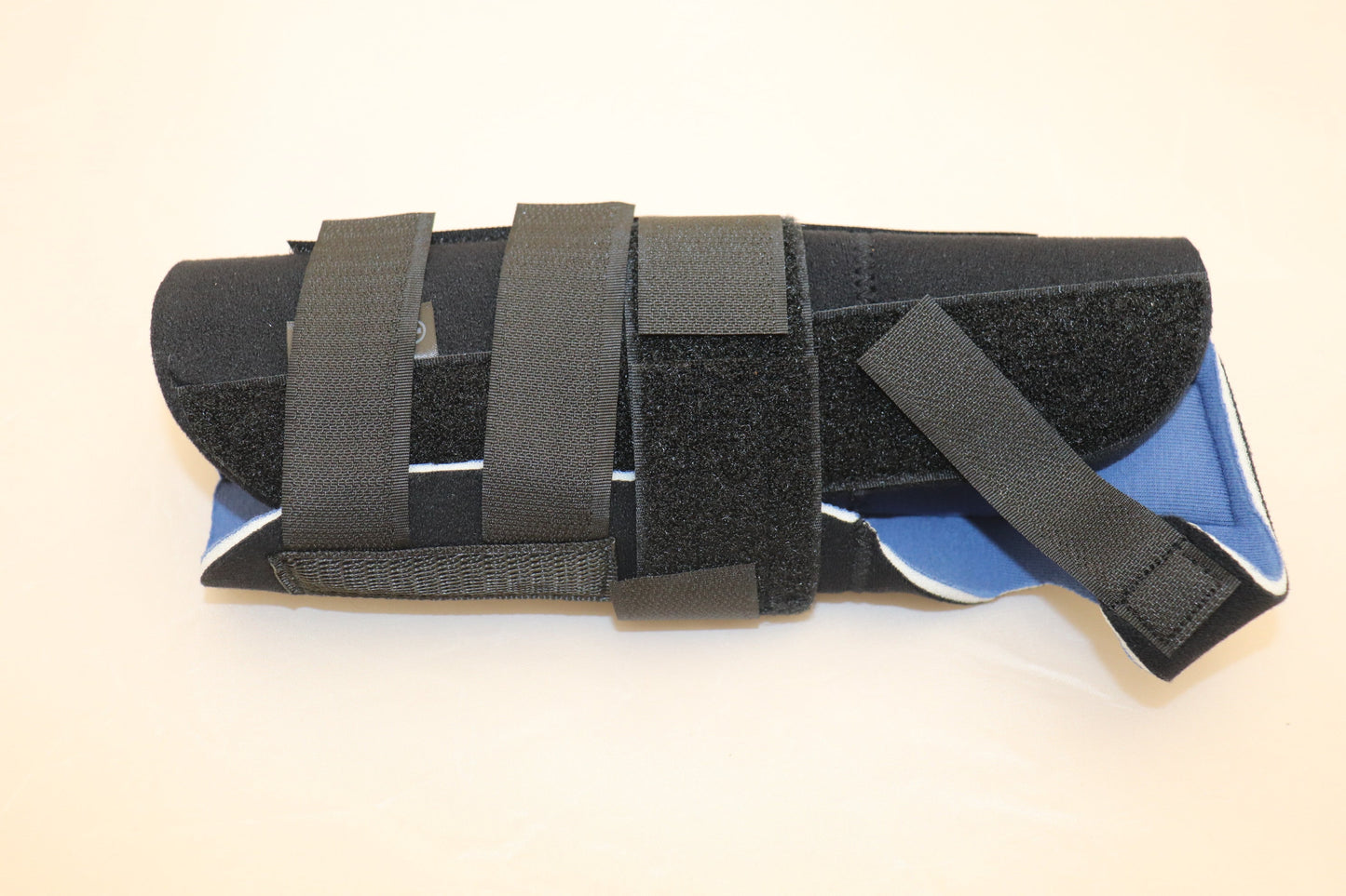 Ulnar Carpal Wrist Support with Removable Metal Stay