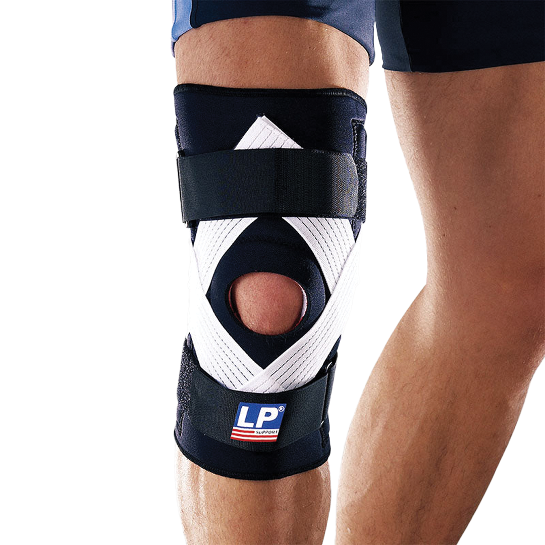 Knee stabiliser with adjustable patella strap and spiral stays