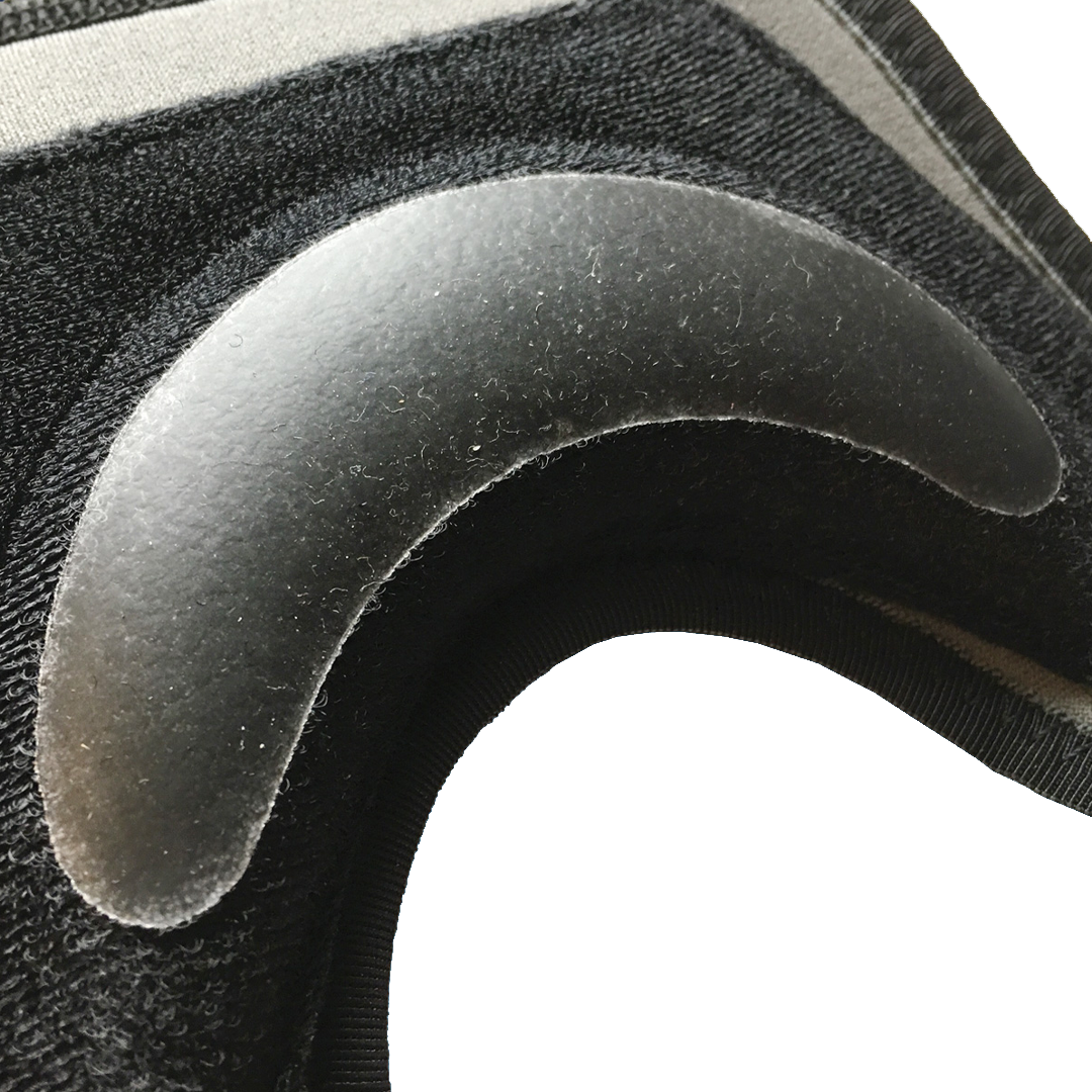 Patella subluxation brace - low-profile support for daily wear