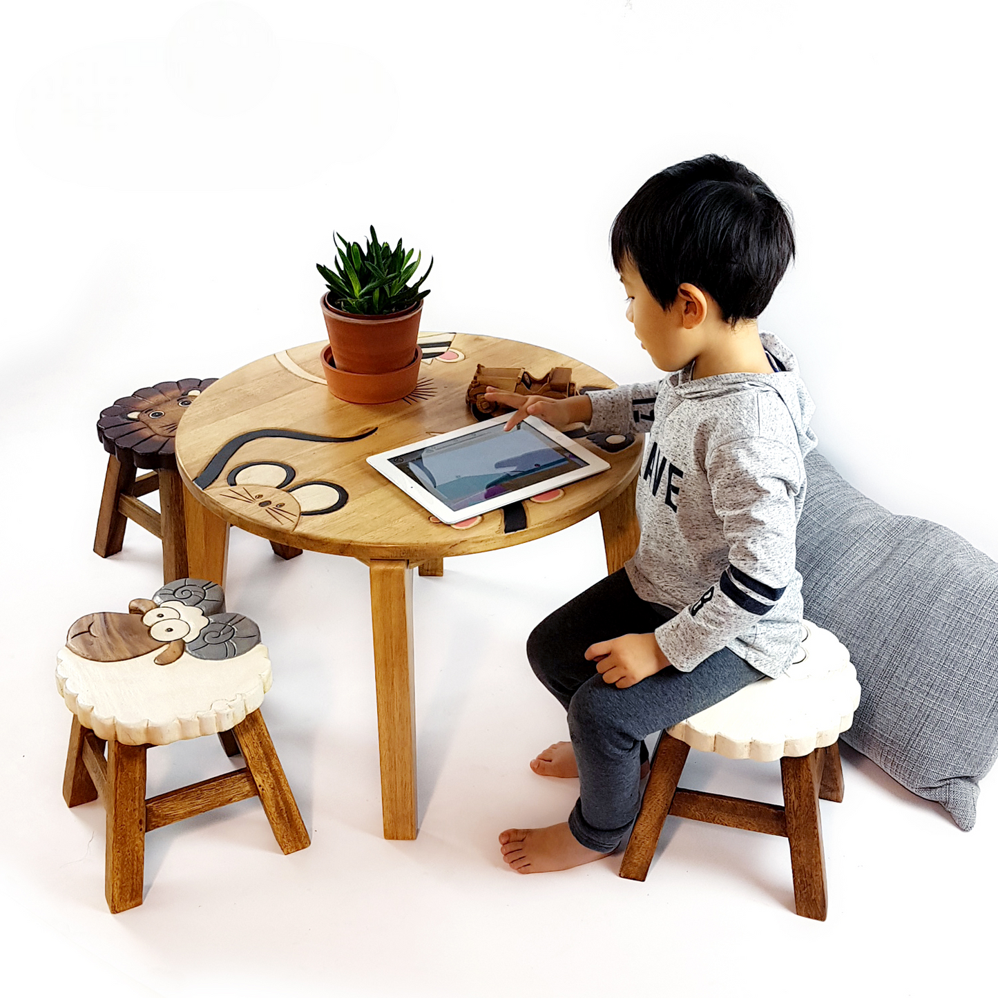Kids Animal Table Set with 4 Animal Stools – Handmade Solid Wood