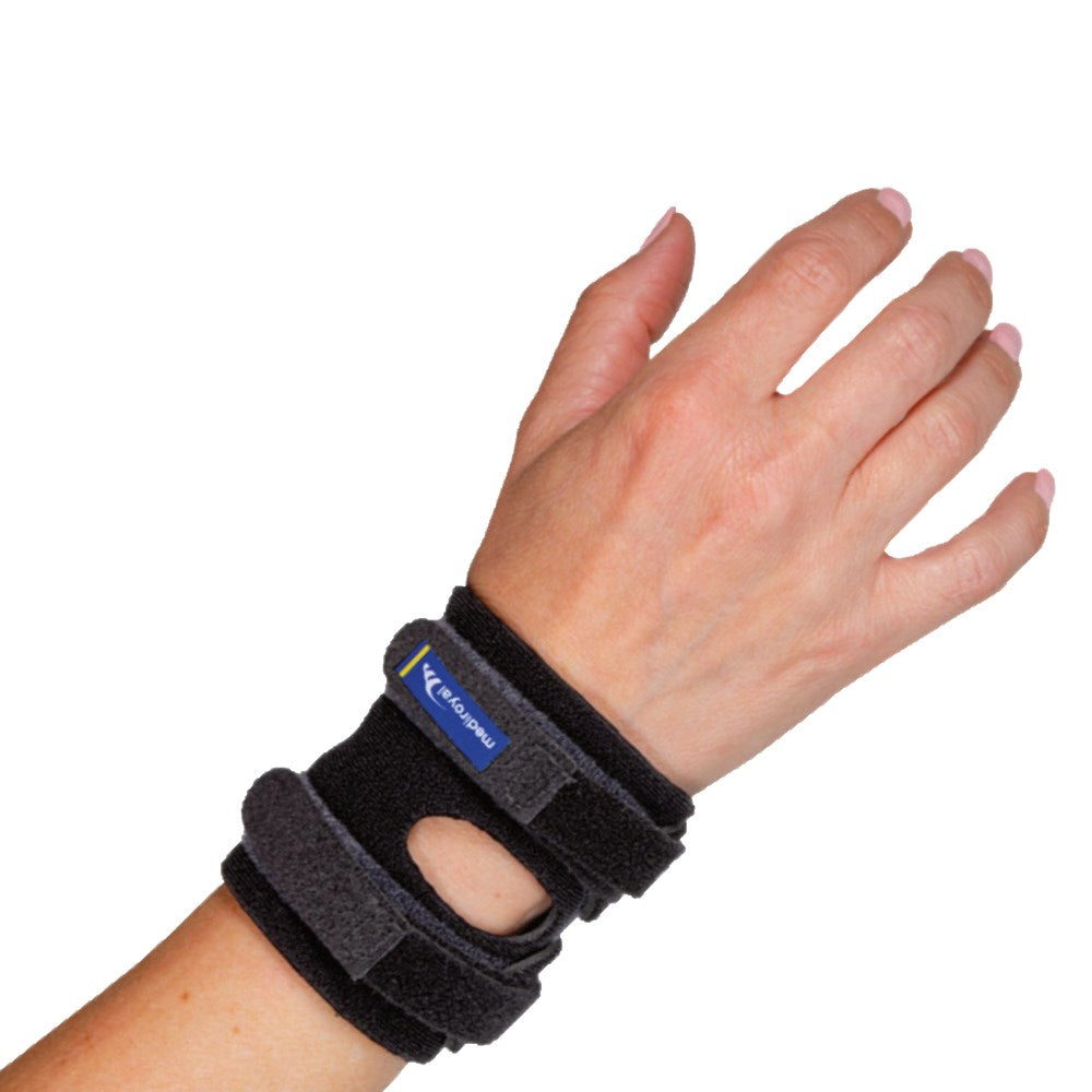 TFCC wrist strap with adjustable U-shaped thermoplastic support