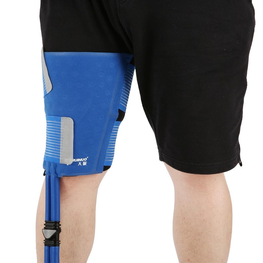 Thigh wrap compatible with cold therapy systems, adjustable fit
