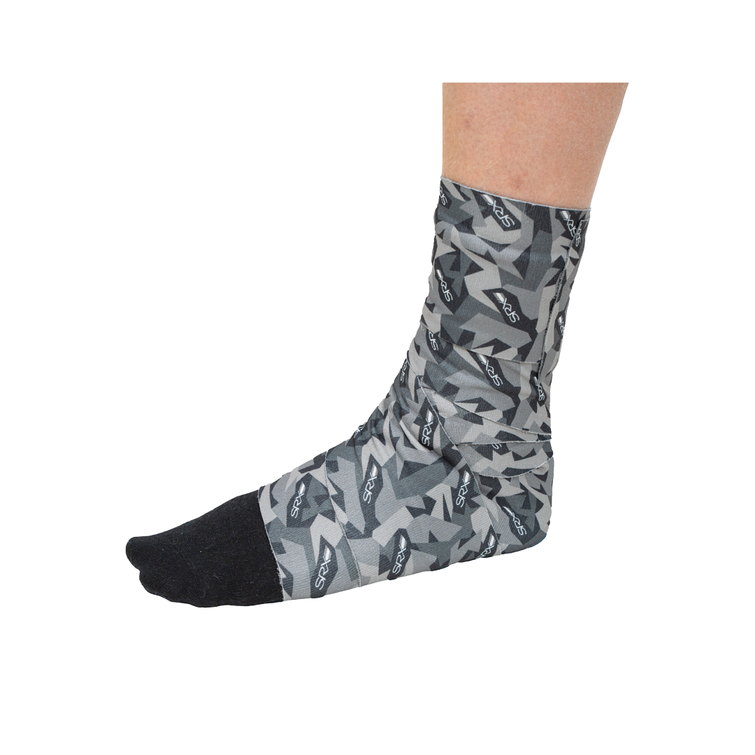 Self-attaching elastic compression strap - low-profile design