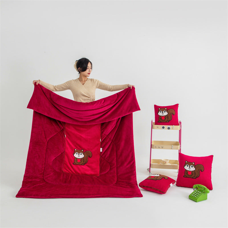 Red Little Squirrel 2-in-1 Car Pillow Blanket - 40x40cm Pillow / 100x150cm Blanket