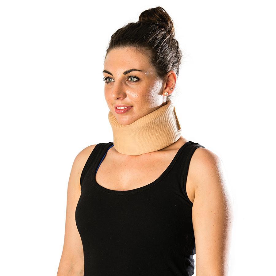 Soft Cervical Neck Collar – adjustable foam support