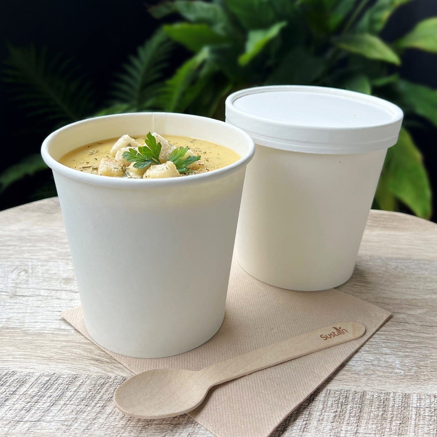 Sustain Disposable Food Packaging Carton of 500 Sustain Paper Round Bowl/Container White 24oz 115mm